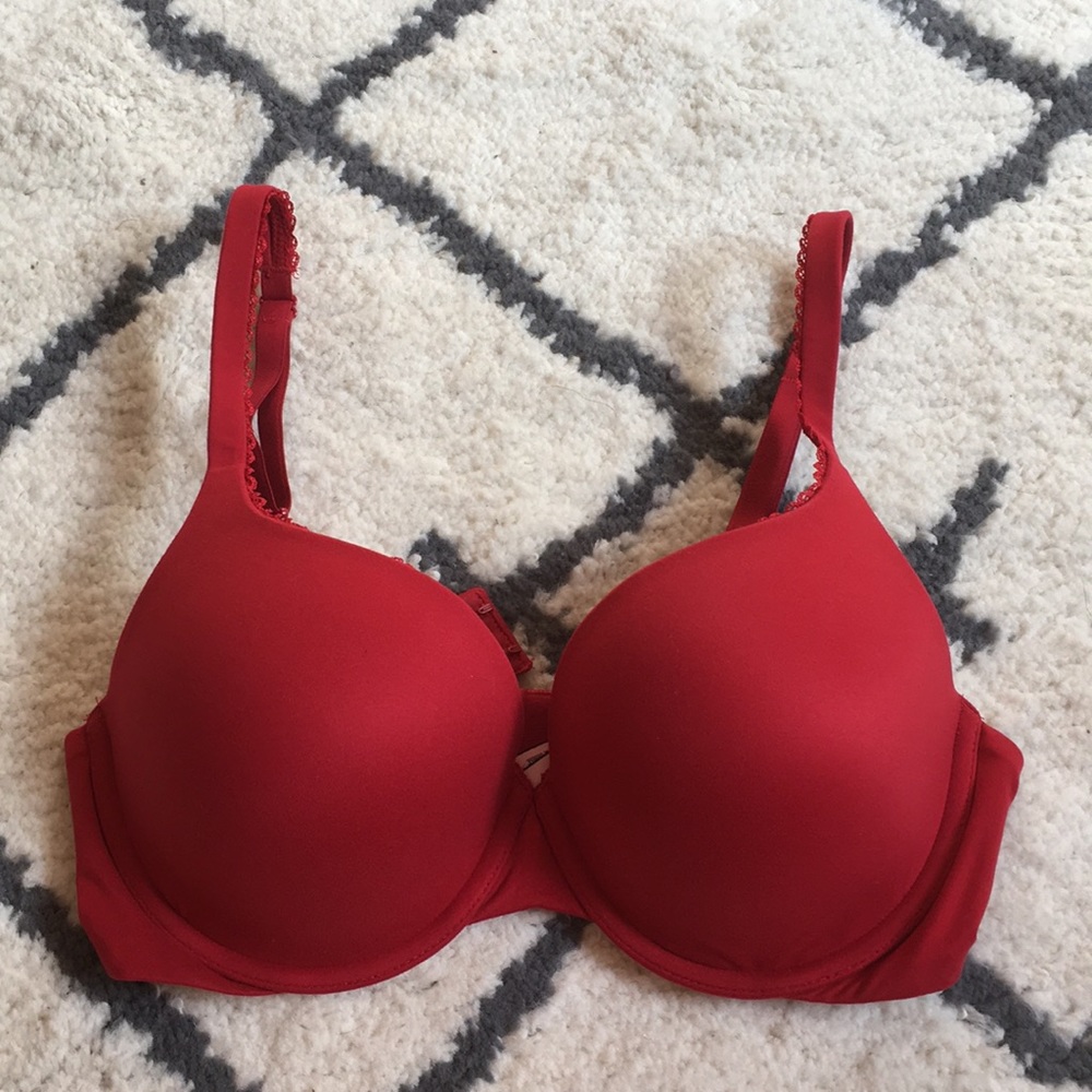 Red, push up bra from VS